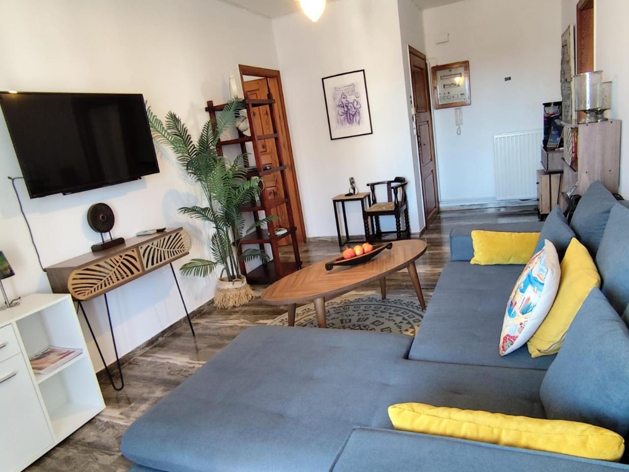 Lauren'S Charm Town Apartment Lefkáda Esterno foto